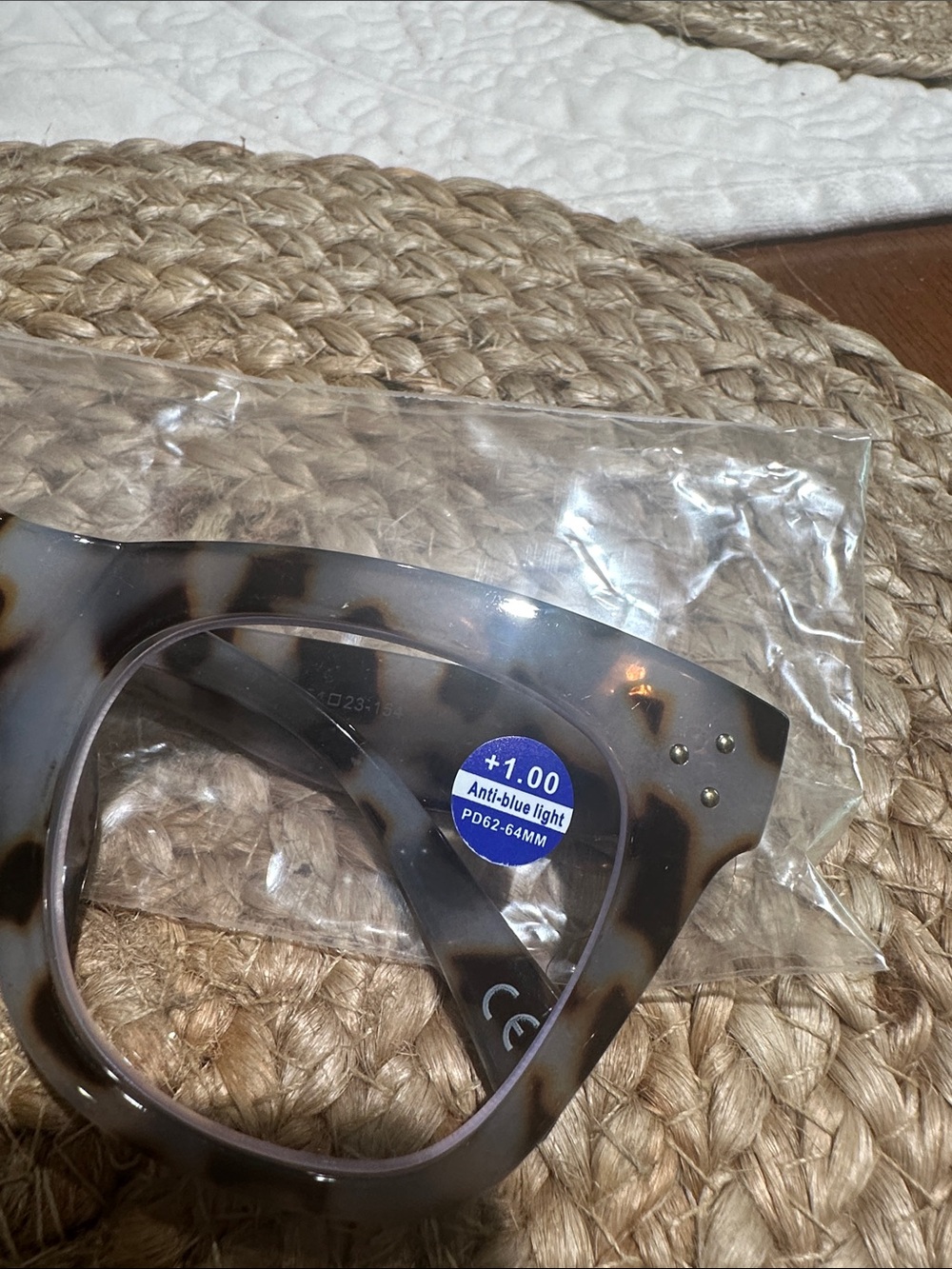 Oversized Tortoiseshell Reading Glasses - Gray/Brown - Picture 2 of 2